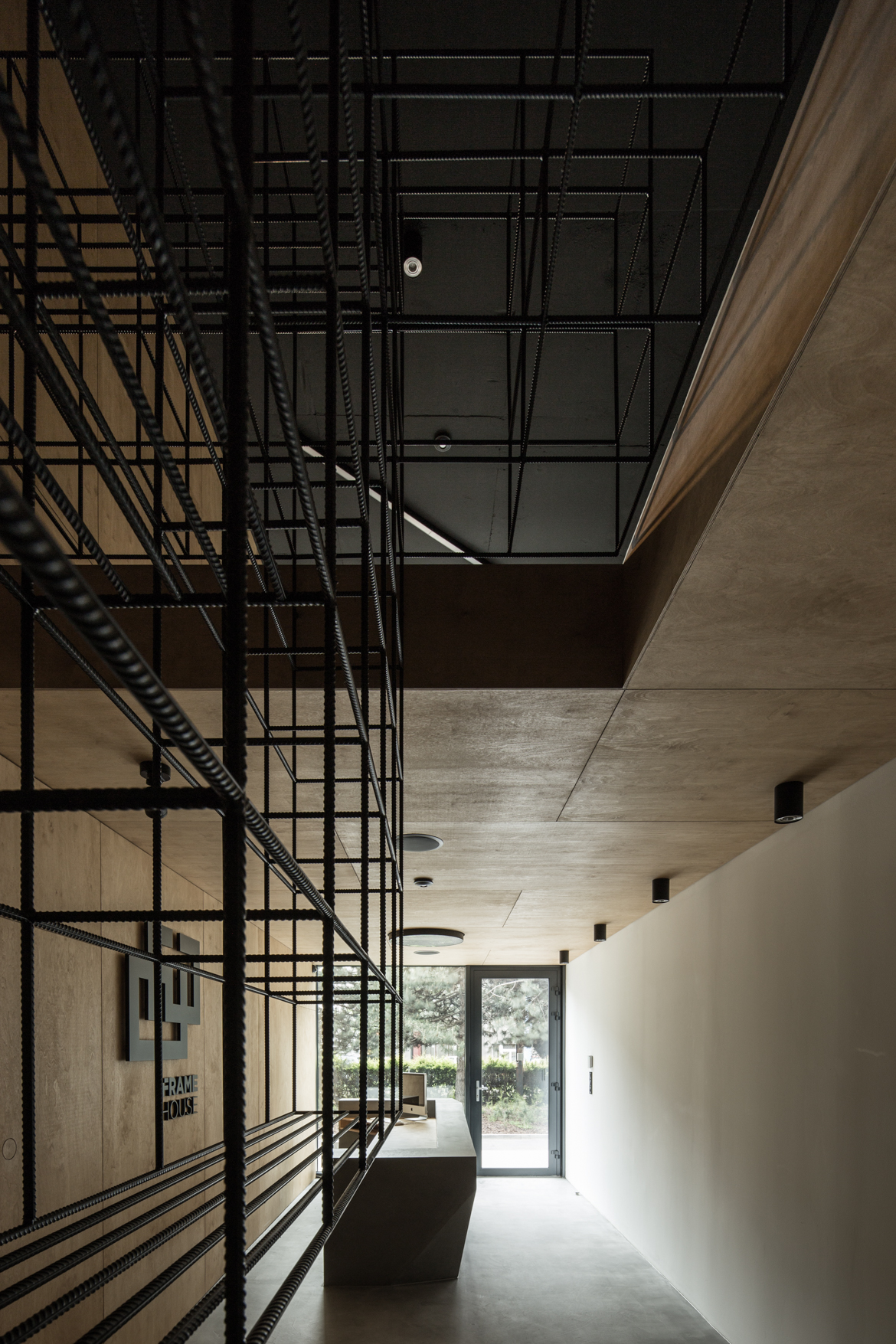 Framehouse_1170px-8