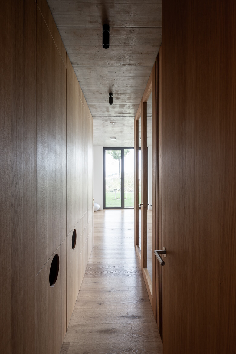 RD_M_1170px-32